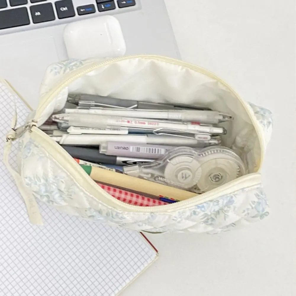 Chic Floral Große Kapazität Stift Fall Katze Erdbeere Schreibwaren Lagerung Tasche Abnehmbare INS Make-Up Lippenstift Tasche Kinder