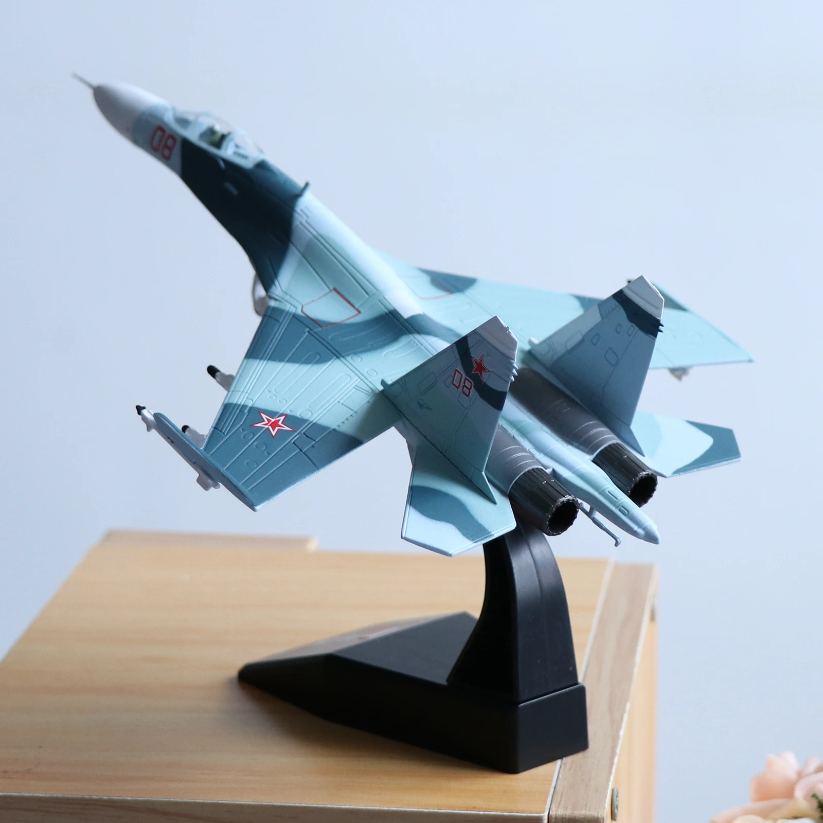 1/100 Scale Alloy Russian Airlines Flanker Sukhoi Su-27 Diecast Model with Stand Model Plane for Collectibles Gift Decor