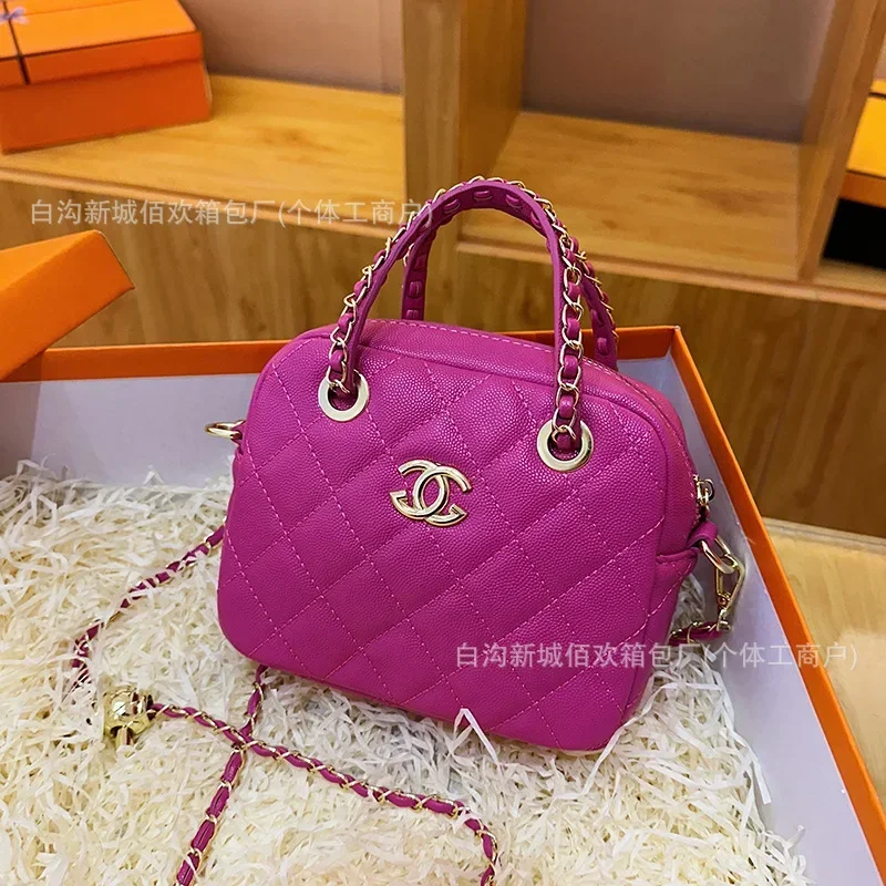 

2025new Summer Designer Inspired Work Bag Women Large Capacity Crossbody Square Purse for Office Commute Trendy Minimalist Style