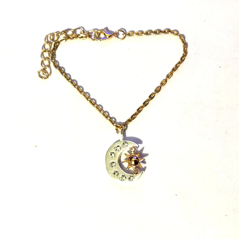 hzew new Pair Of Celestial gold Sun And silver color Moon bracelet Best Friends Gift For Friend men women