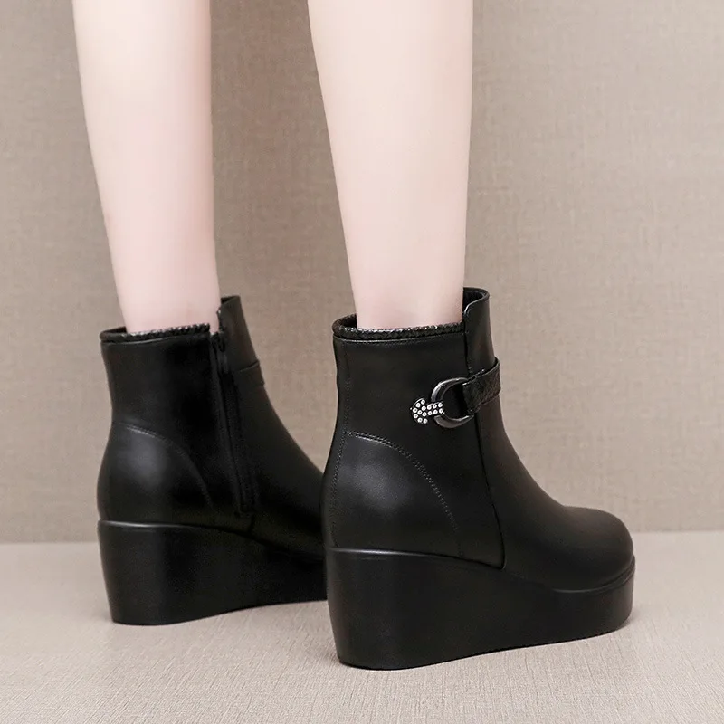 6cm Small Size 32-43 Comfortable Thick Bottom Platform Wedges Shoes Winter 2026 Med Heels Soft Leather Ankle Boots Office Mom