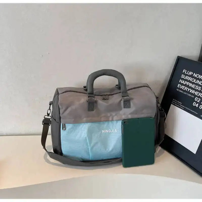 

Grid Pattern Travel Duffel Bag Waterproof Nylon Gym Bag Multifunctional Overnight Bag for Men Women Travel Fitness Daily Use