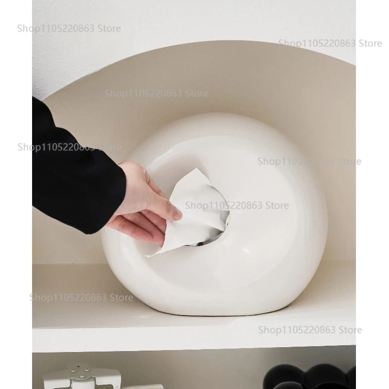 

Дизайнерская керамическая коробка для салфеток в форме луны, настольное украшение, декор для прихожей.