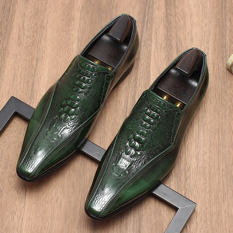 

2026 Мужские модельные туфли из натуральной лакированной кожи, модные слипоны с крокодиловым узором, коричневые, черные, роскошные туфли ручной работы из натуральной кожи