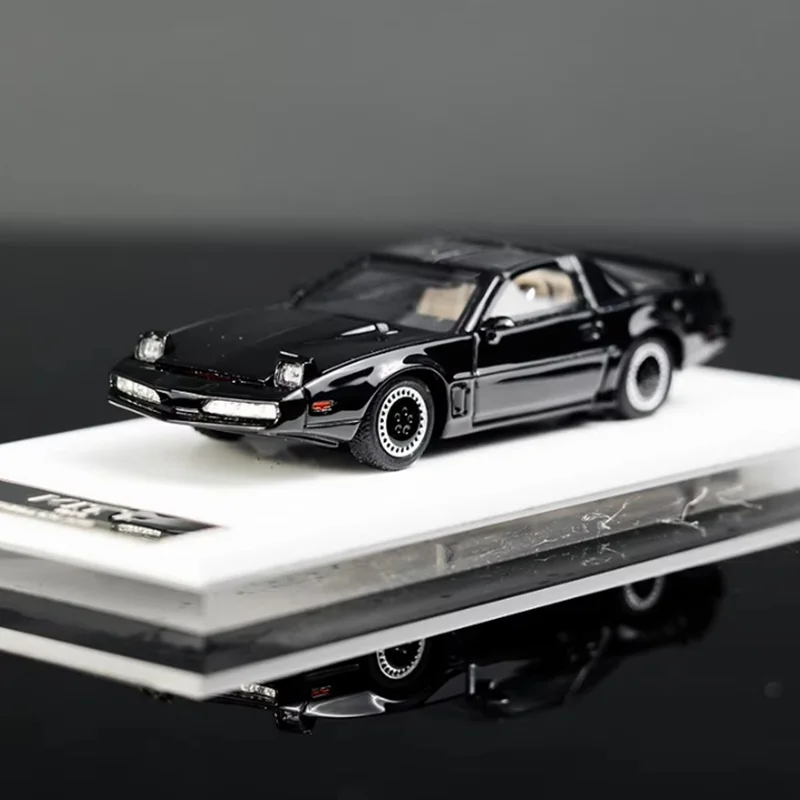 TNT Model Alloy 1/64 Knight Rider KITT/KARR Pontiac Firebird Sports Car Model Static Collection Decorated Holiday Gifts Toys
