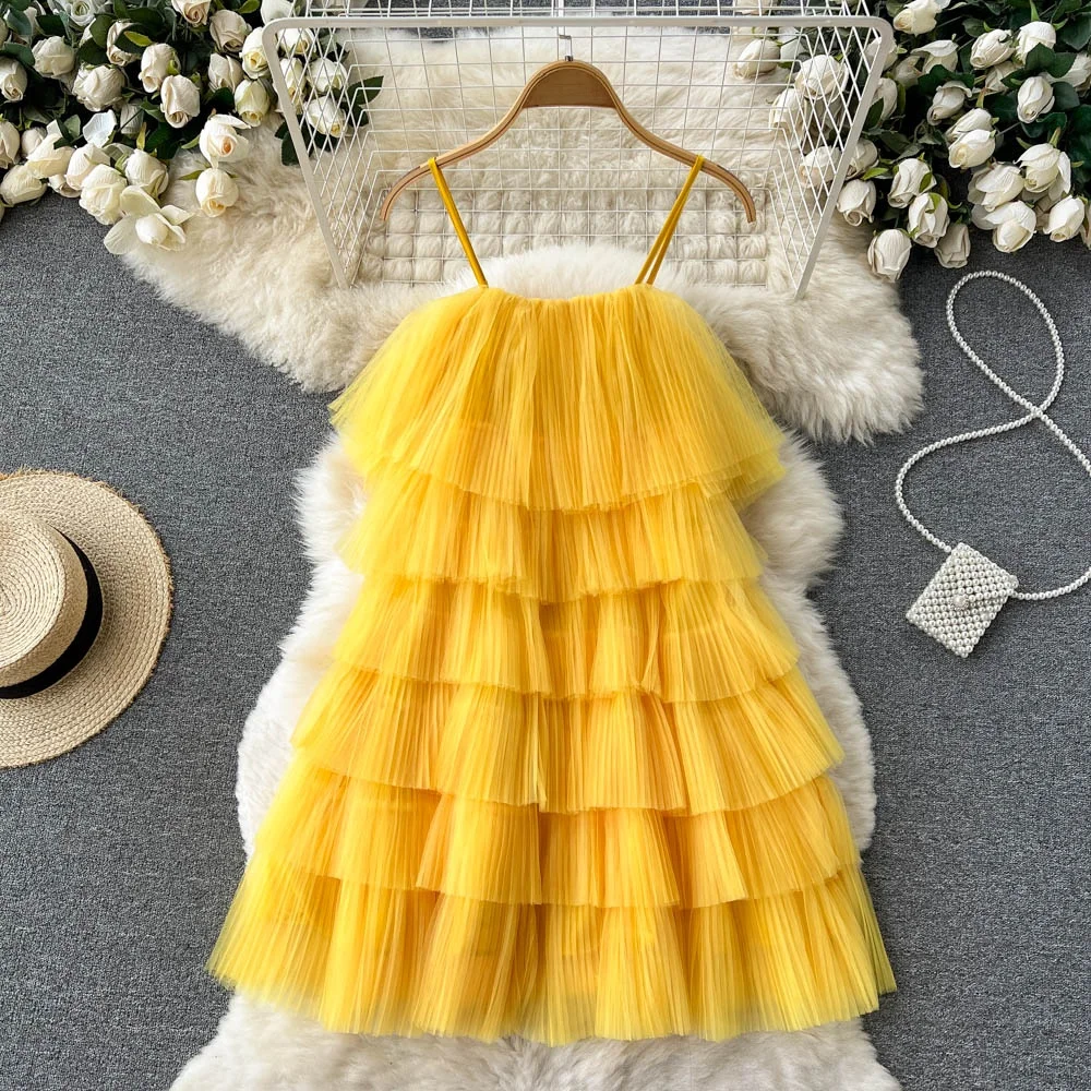 Beach Vacation Loose Tulle Dress with Lace Trim Sexy Strap Design Large Swing Skirt Summer Ladies' Fashion Dress