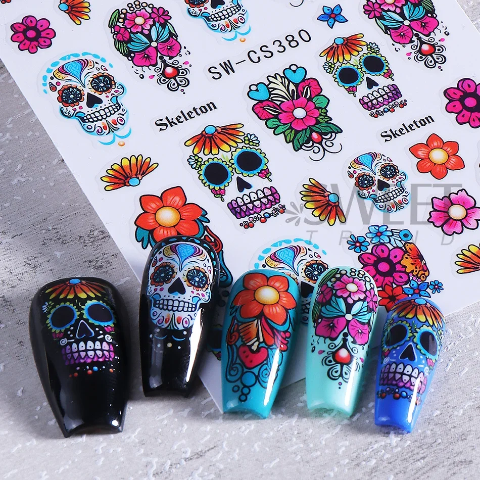 2 Stück Totenkopf-Nagelaufkleber Bunte Totenkopf-Blumen-Nagelsticker Selbstklebende Gothic-Skelett-Blumen Halloween-Maniküre-Dekoration – Detail 5