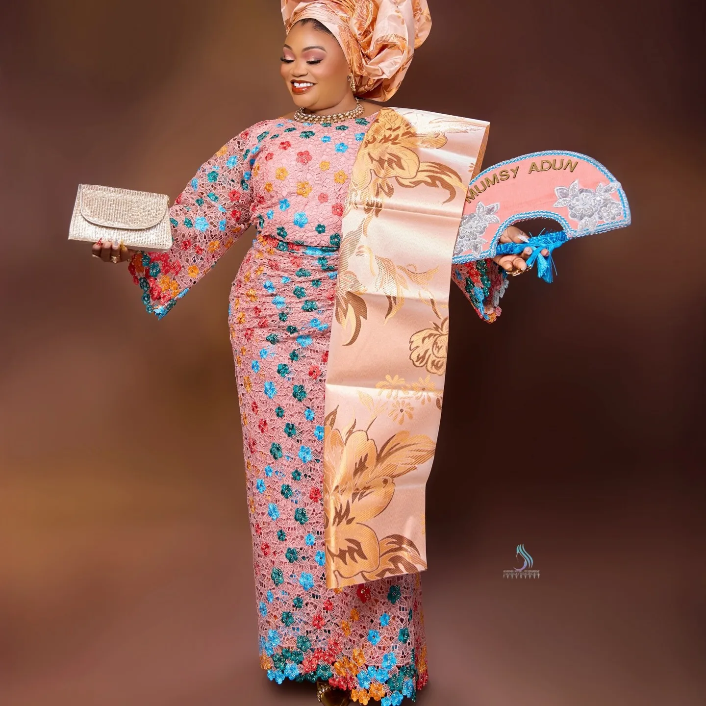 

2025 Высококачественная африканская водорастворимая кружевная ткань, роскошный нигерийский гипюровый шнур для женского праздничного платья, ткань для шитья