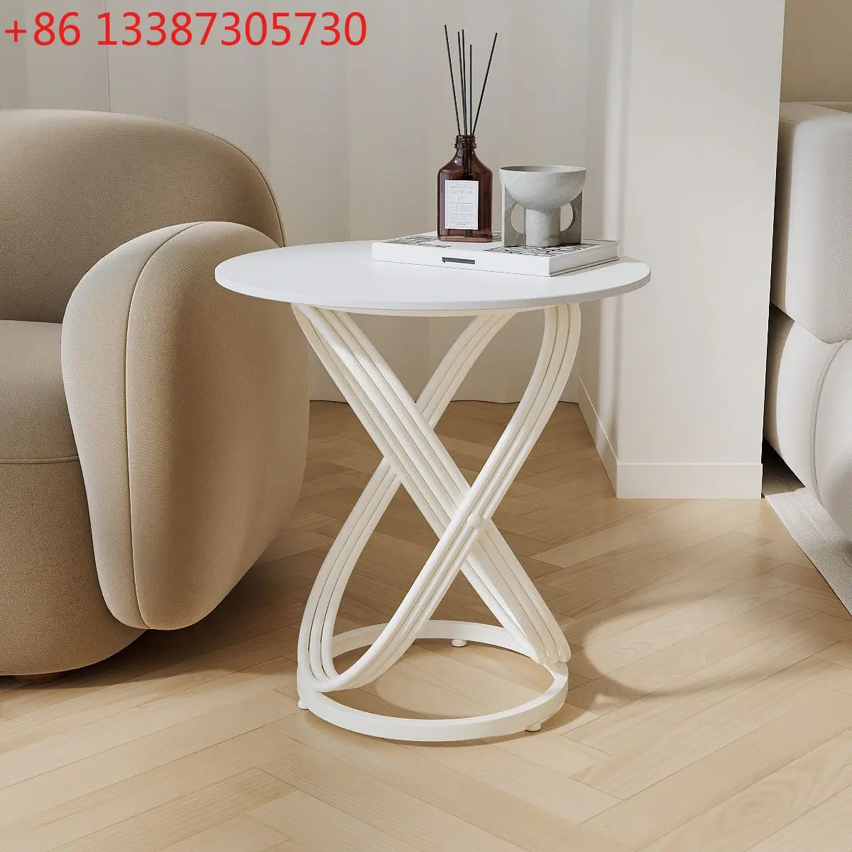 

Новый кремовый круглый журнальный столик из кованого железа с декоративным краем, для небольшой квартиры, в ретро-стиле.