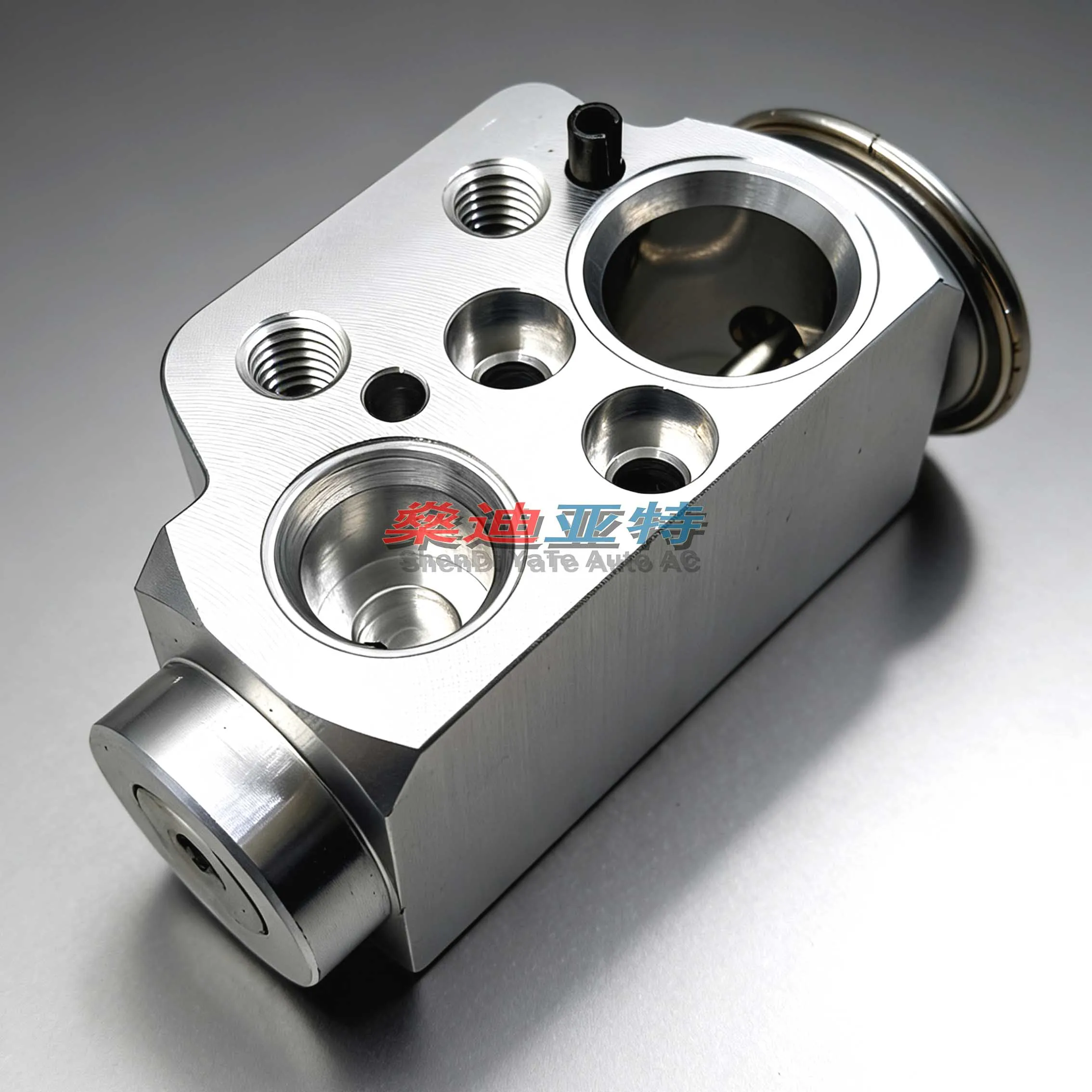 

7P0820679A Front Evaporator Expansion Valve For 07-15 Audi Q7 Volkswagen Touareg Amarok Porsche Cayenne 95557231902 7N0820712A