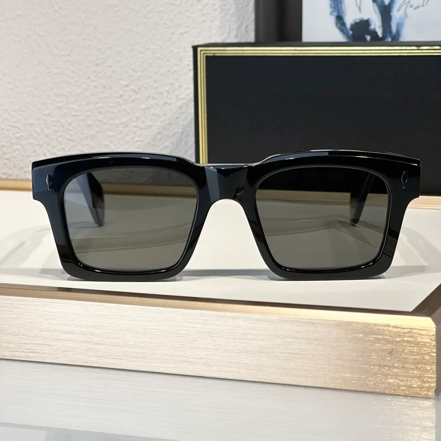 Fashion Sunglasses For Women and Men KAINEI Style Anti-Ultraviolet Retro Plate Full Frame Special design Glasses Random Box