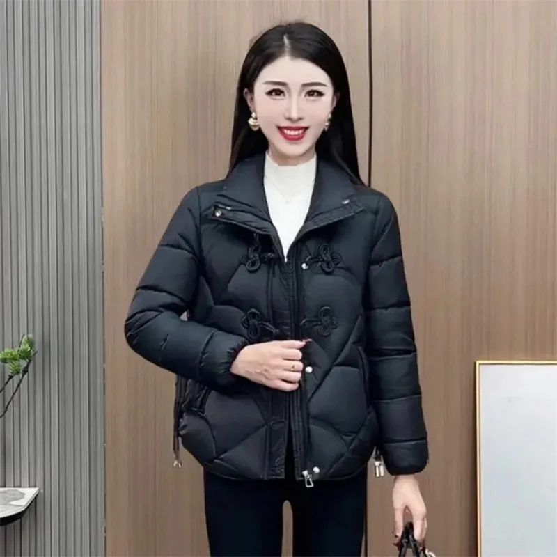 

Новая китайская куртка на хлопковой подкладке, женские парки, осень-зима, новинка 2025 года, теплое хлопковое стеганое пальто с воротником-стойкой, короткая верхняя одежда Tide