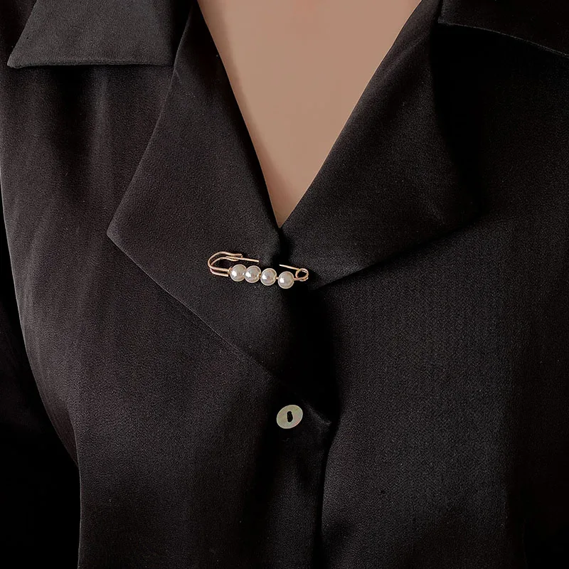6pcs/Pack Cute Enamel Brooches Pins Pearl Neckline Small Collar Lapel Pin Buckle Hijab Fixed Clothes Brooch Scarf Jewelry Sets