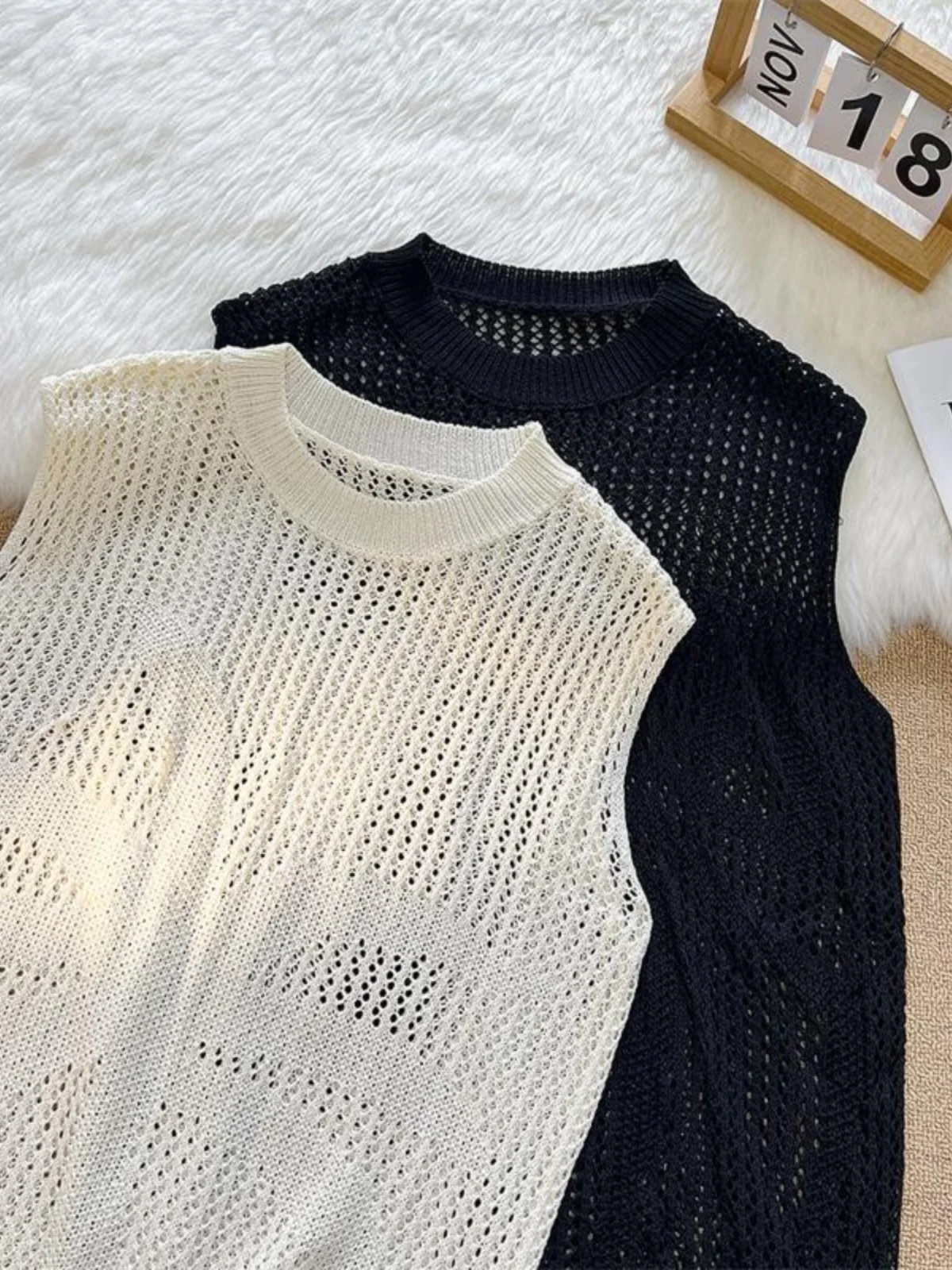 

Sleeveless Loose Warm Hollow Out Sweater Vest Men Solid Color O-neck Pullover Waistcoat Men Autumn Winter Knitted Vest C165