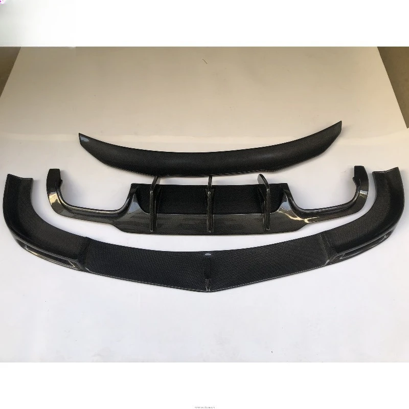 

W204 C63AMG Coupe Body Kit Bumper Lip Rear Diffuser Side Skirt Spoiler