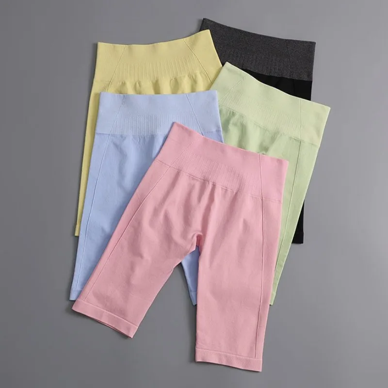 

Женские шорты для йоги с высокой талией, шорты для бега в тренажерном зале с подтяжкой ягодиц и ощущением обнаженности, бесшовная спортивная одежда для тренировок