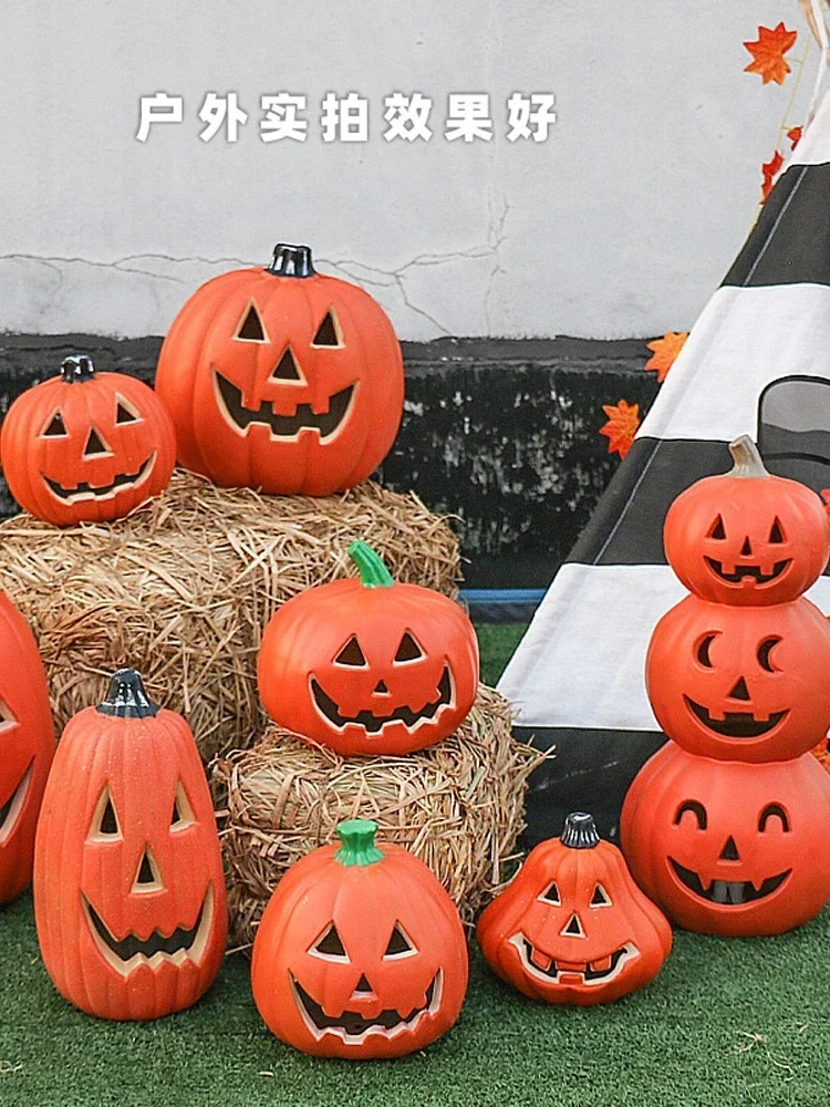 Ornamenti di zucca luminosi vuoti, lanterne di zucca di Halloween, oggetti di scena per la decorazione di Scene all'aperto di fascia alta, lanterne natalizie