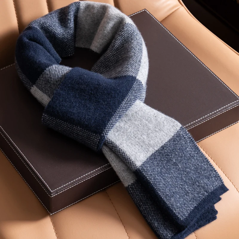 A-grade 100% Cashmere Knitted Plaid Scarf for Men and Women is Fashionable and Versatile For Outdoor Travel in Winter