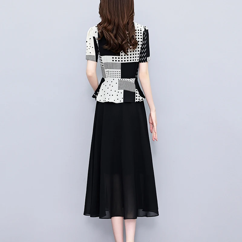 เดรสชีฟองลำลองสไตล์วินเทจสำหรับผู้หญิง ประดับผ้าแบบแพทช์เวิร์ค หรูหราสง่างาม เหมาะสำหรับใส่ทำงานหรืองานพรอม ทรงเข้ารูป สีดำ ชิค ยาวปานกลาง รุ่นซัมเมอร์ 2025