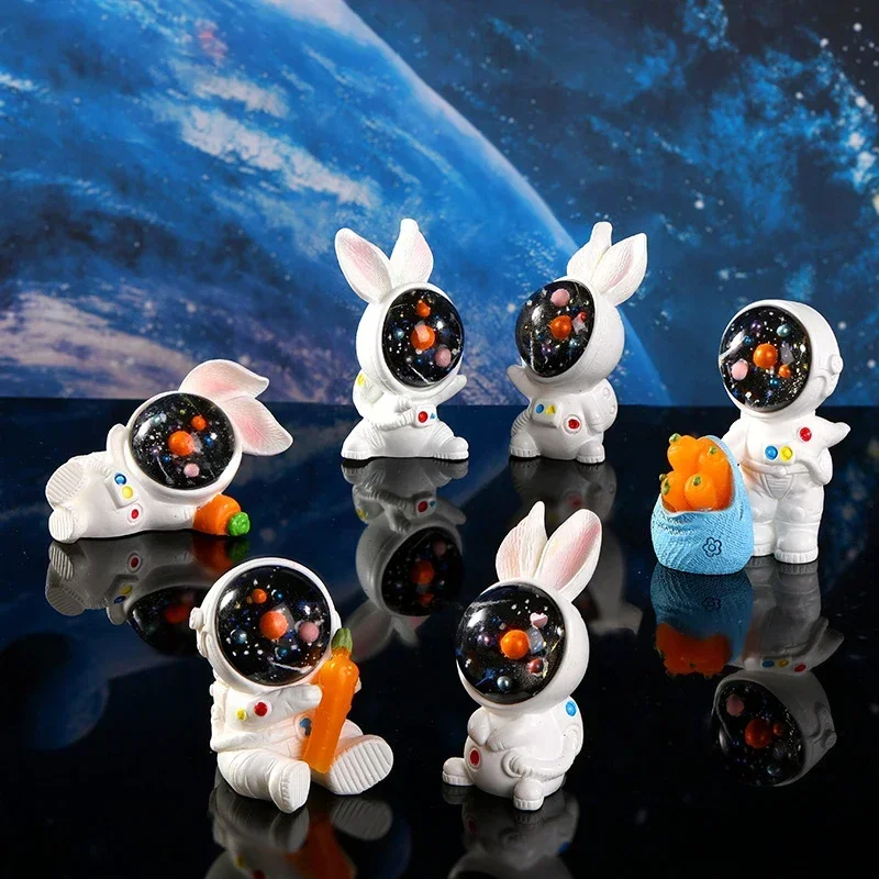 Creative Resin Astronaut Ornament Figure Statue Spaceman Desktop Decor Modeling Kids Gift Home Decoration Aquarium Accessories