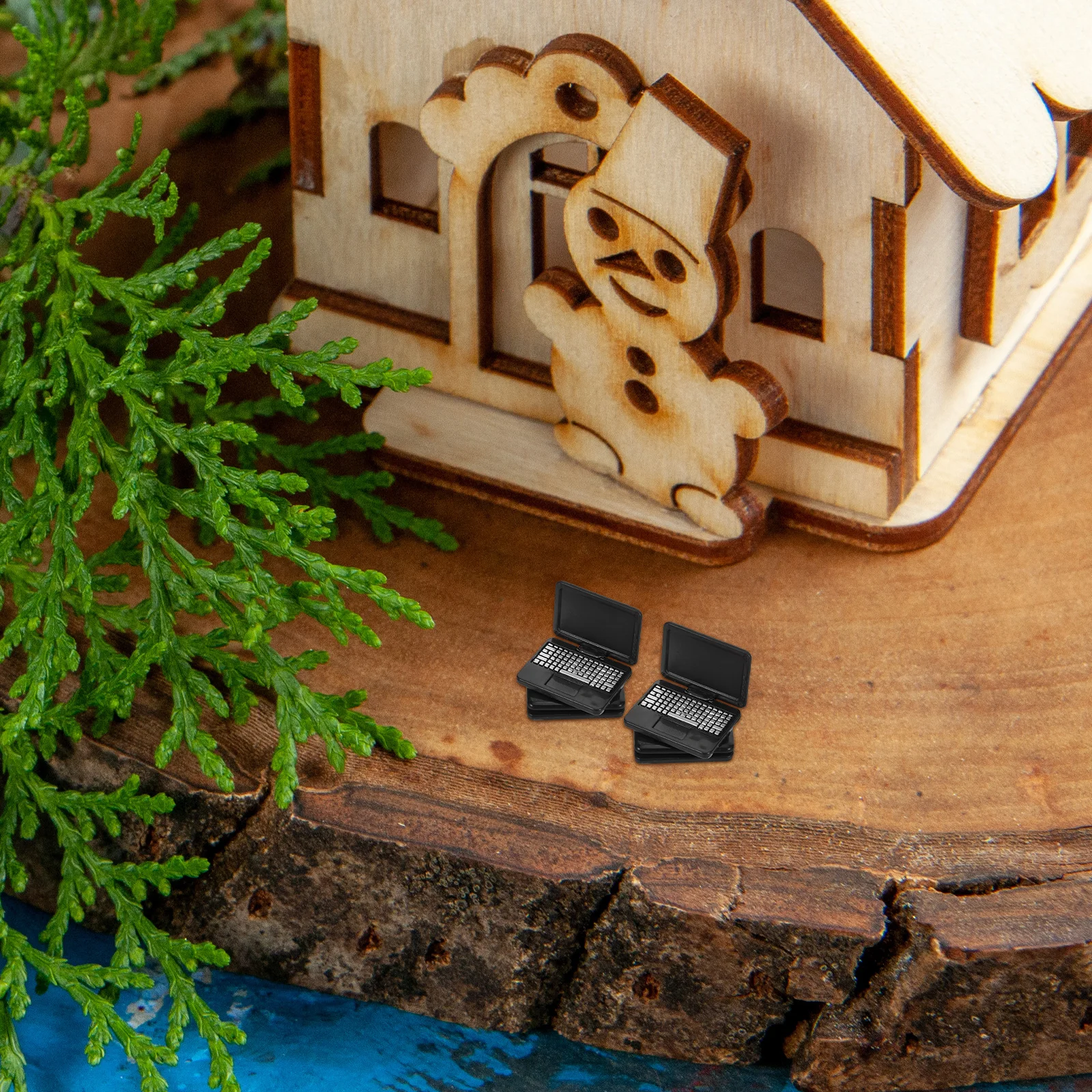 8 stuks miniatuur laptop voor poppenhuis realistische opvouwbare computer educatief fantasiespel accessoire om technisch interesse te ontwikkelen