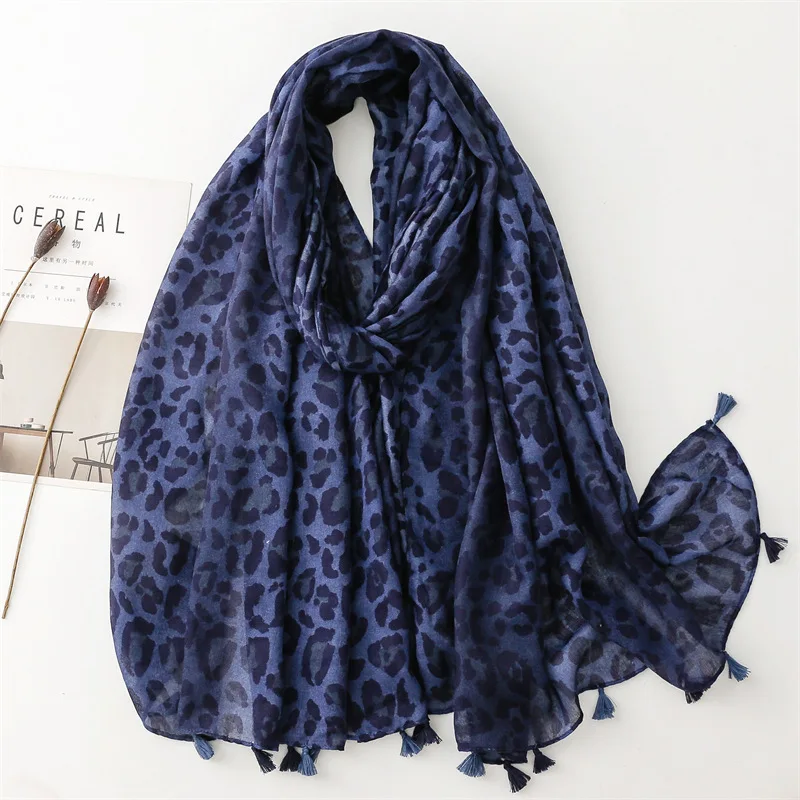 

2023 Cotton New Cotton Leopard Print Tassel Scarf Shawls Long Head Scarves Hijab Wrap Free Shipping