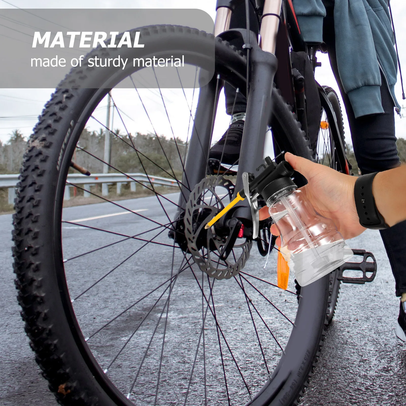 

Adjustable Long Spout Lubrication Oiler Hand Pump Motor Oil Dispenser Transparent Container Clear Oil Level View for Narrow