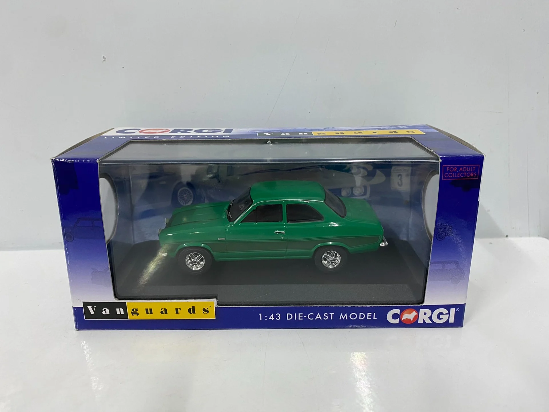 

Литая под давлением CORGI масштаб 1/33, литая модель автомобиля, модель автомобиля, Коллекционная игрушка, подарок, сувенир, украшение для дисплея