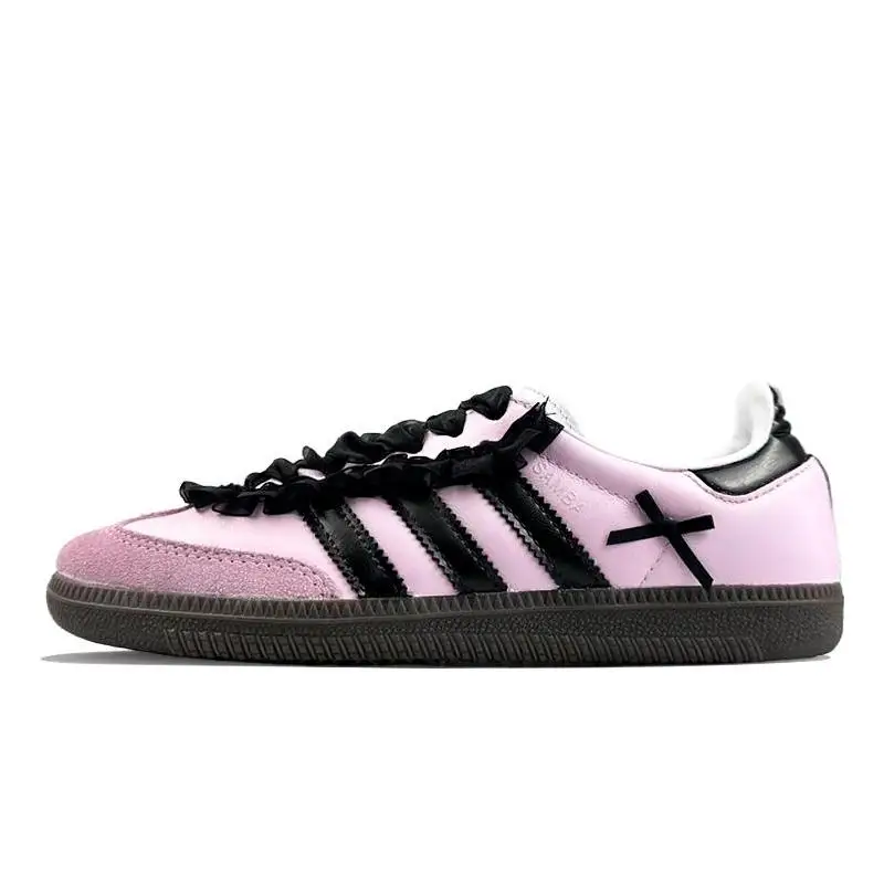 【ปรับแต่ง】adidas Originals Samba Series รองเท้าสเก็ตบอร์ดผู้หญิง Low-Top สีดํา/สีชมพูรองเท้าผ้าใบรองเท้า B75806