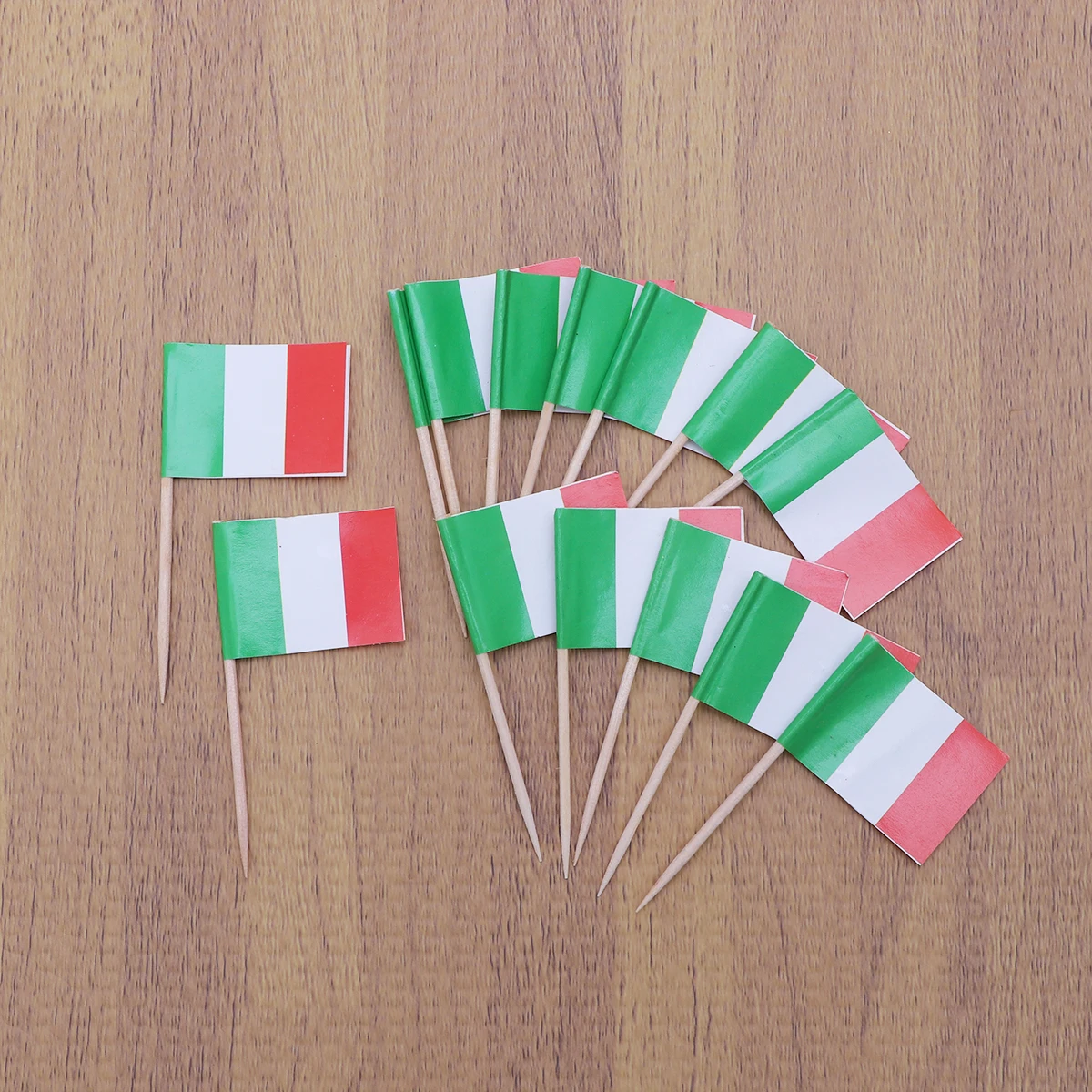 

100pcs Italy Flag Cake Toppers Bright Color Paper Supplies Party Decorations Fruit Cupcake Sticks Cool Design Birthday Halloween