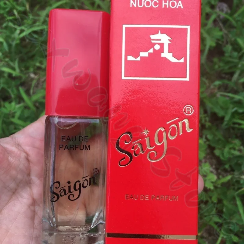 Red Saigon No. 2 Women\'s Strong Fragrance Deodorizer Saigon 27ml Long-lasting Fragrance and Odor Removal