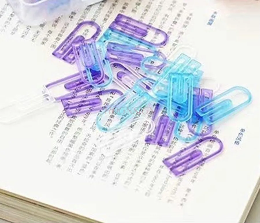 مجموعة واحدة من القرطاسية، مشابك بلاستيكية، مشابك ورق، مستلزمات مكتبية، إشارات مرجعية، مشابك ورق لطيفة، مشابك ورق ملونة، ألوان الحلوى
