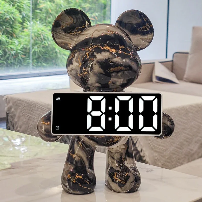 Creative Resin Violent Bear Statue Clock Ornaments, Home Living Room Bedroom Desktop Electronic Alarm Clock Decoration Gift