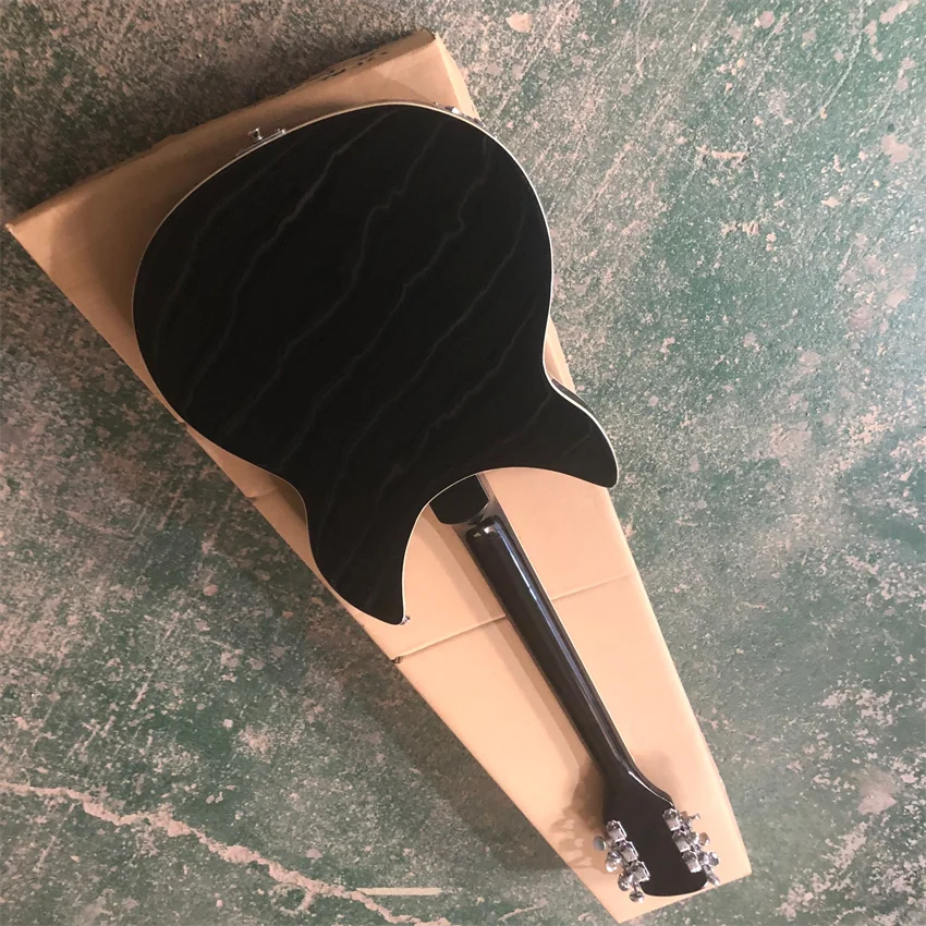 مخزون جيتار كهربائي أسود مكون من 12 سلسلة 360 درجة، لوحة واقية بيضاء، جسر ثابت، تجارة الجملة والتجزئة