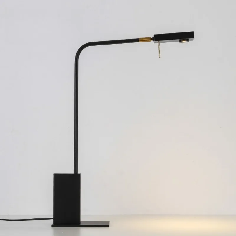 

Iron LED Desk Lamp Modern Minimalism Table Lamps Electroplating Baking Paint Mood Light Bedroom Bedside Lighting Reading Lights