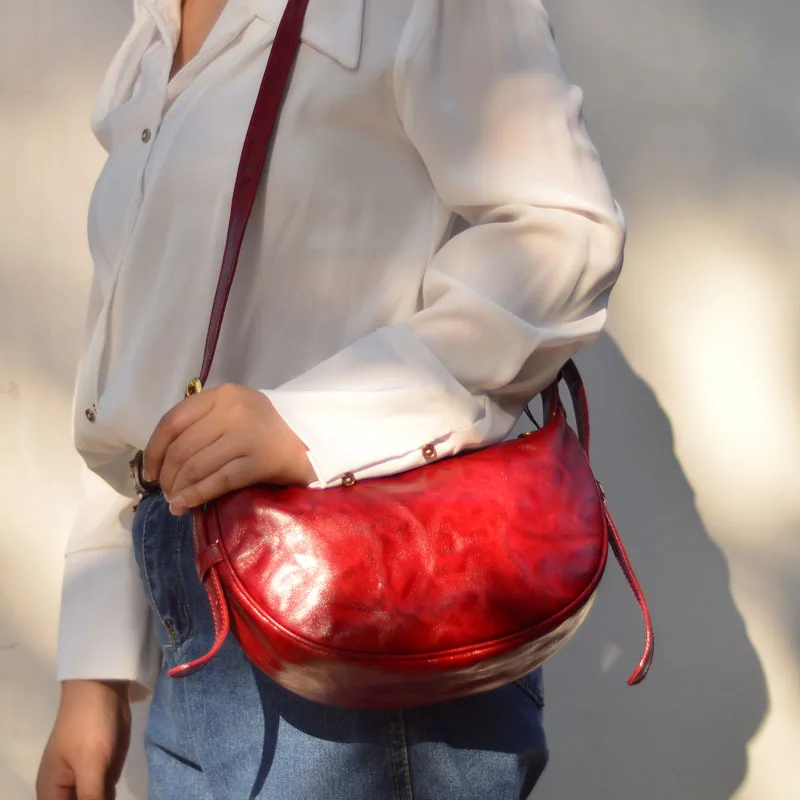 AETOO Leather heavy plant tanned tree paste head layer cowhide crescent bag all stylish zipper crossbody bag dumpling bag