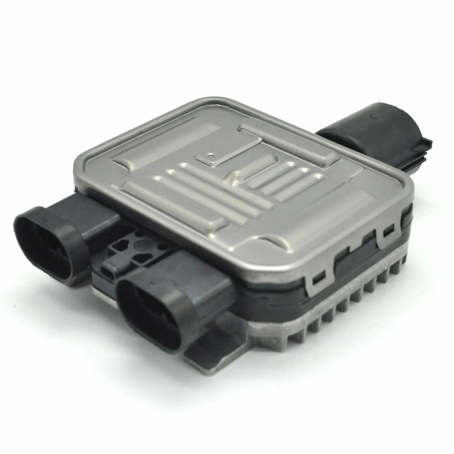 

Radiator Cooling Fan Control Module Relay ECU For Volvo Leopard For Land Rover For Ford 940009402 941.0138.01 941013801