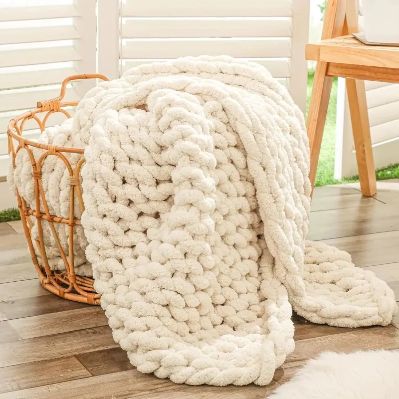 

Hot Selling Custom Home Decorate Super Soft Handmade Throw Soft Knitted Chunky Chenille Throw Blanket