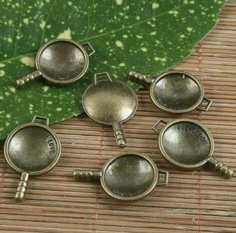 10pcs 29*18mm Alloy pendants antiqued bronze pan design charms for jewelry making accessories  HWG1048