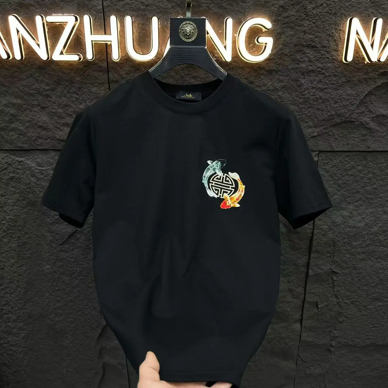 

New 2026 Men's Premium Embroidered Lotus Blossom Koi Fish Heavyweight Loose Short Sleeve T-Shirt Fashionable Urban Style