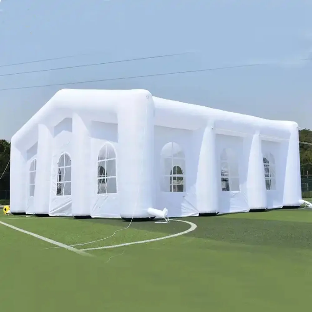 vendita all'ingrosso Tenda gonfiabile bianca per matrimoni Tenda gonfiabile portatile per feste Casa quadrata per eventi di nozze con luci a LED aria libera