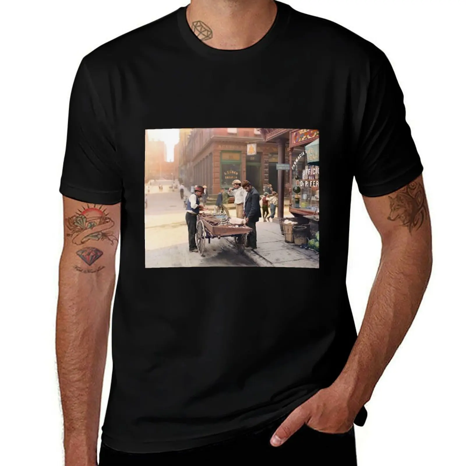 Clam seller on Mulberry Bend, New York, ca 1900 T-Shirt Casual Trendy Short Sleeve T-Shirt