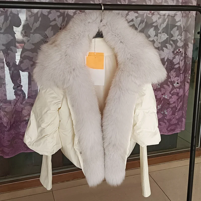 ขายส่งผู้หญิง Goose Down Jacket ฤดูหนาว Cropped Puffer Coat Big Fox Fur Collar Trim