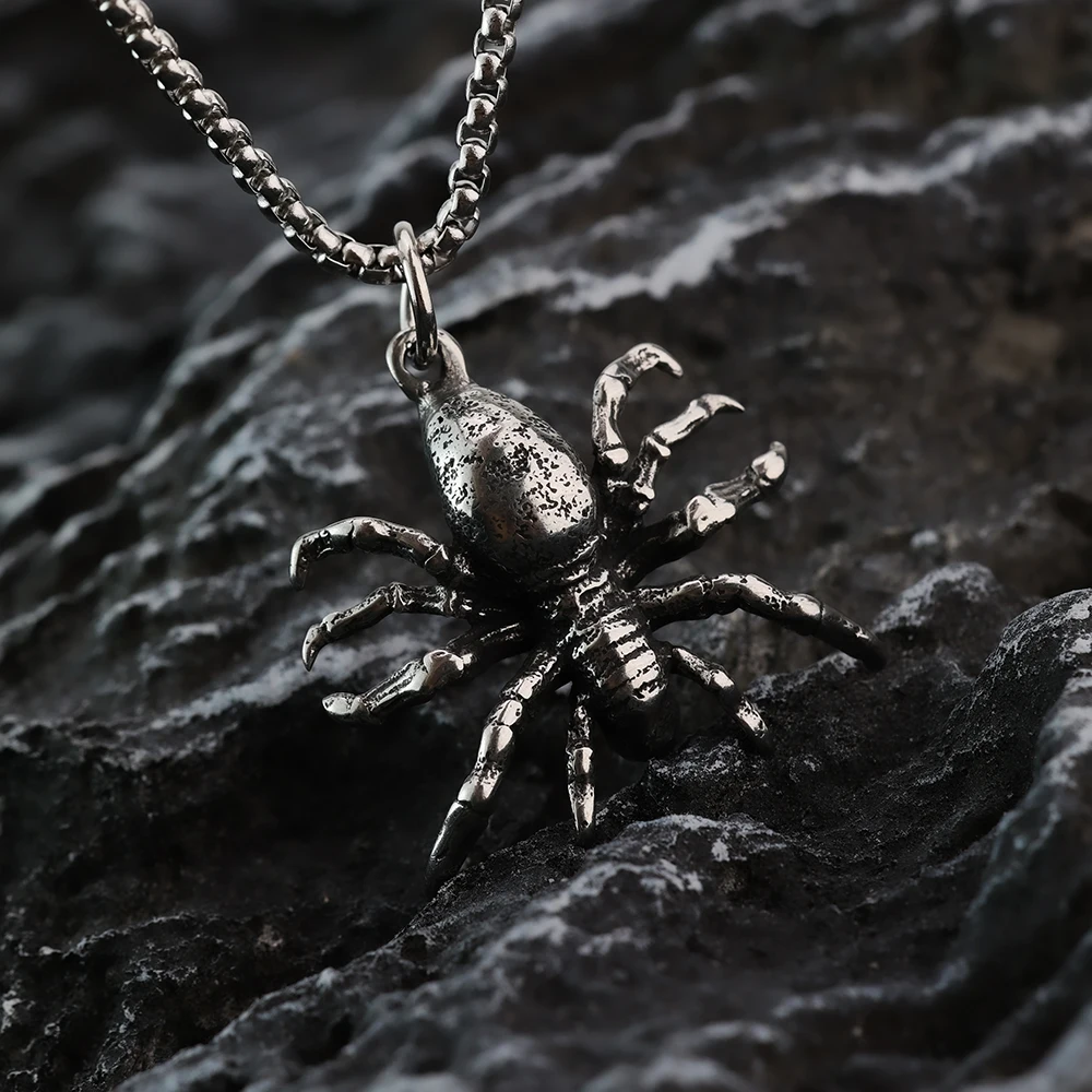 Europese en Amerikaanse stijl retro levendige punkstijl Spider gepersonaliseerde herenhanger roestvrijstalen sieraden