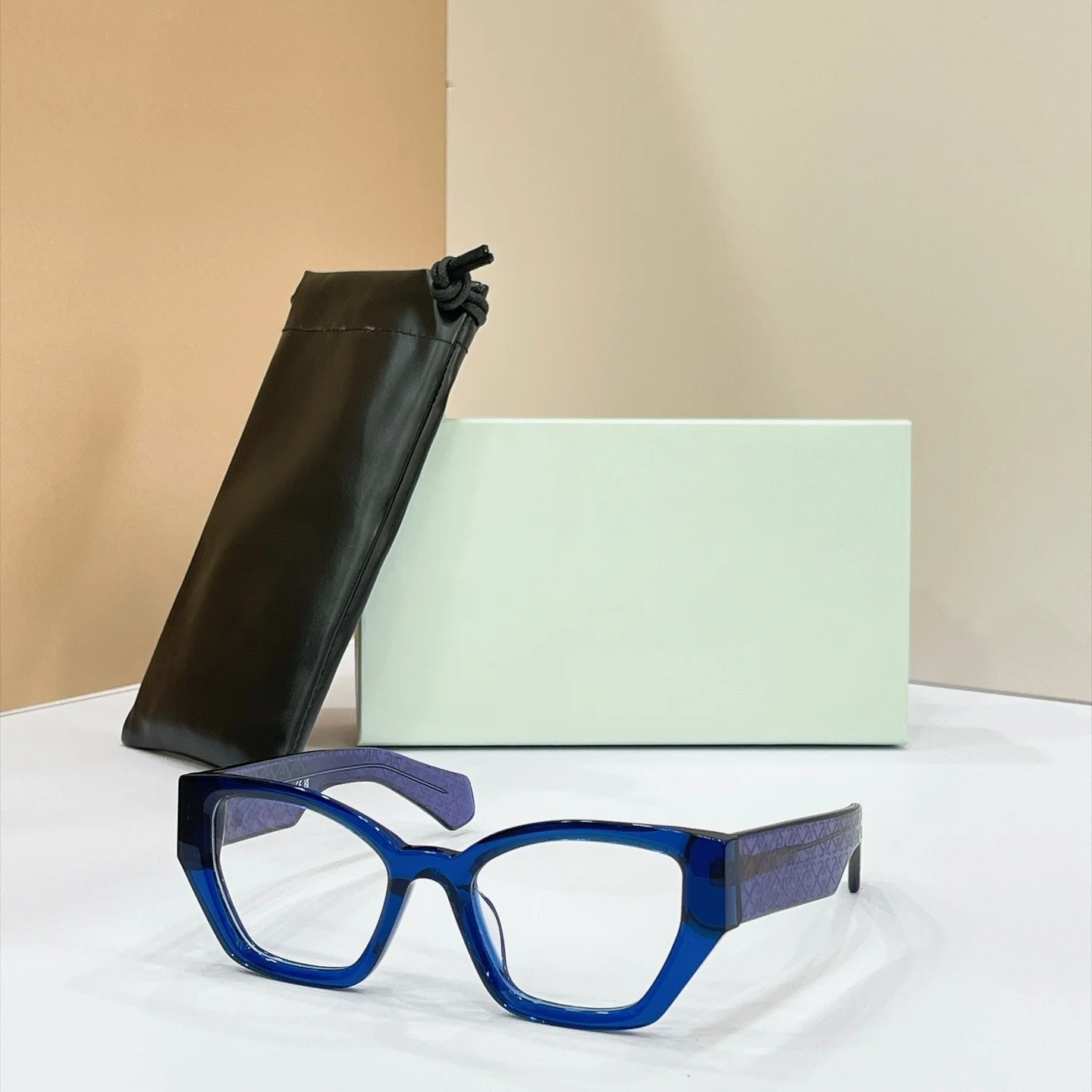 OER107Q Eyeglasses Man Woman,Tortoiseshell Cat Eye Square Frame,Clear Lens,Retro Chic Eyewear Elevate Daily Look