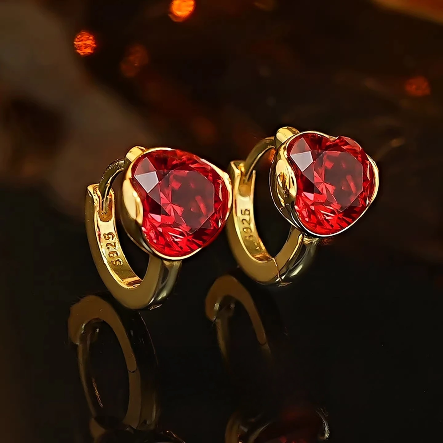 

S925 Silver Ear Cuff with 6.5mm Round Zircon - Compact and Delicate Everyday Commute Versatile Earrings for Women