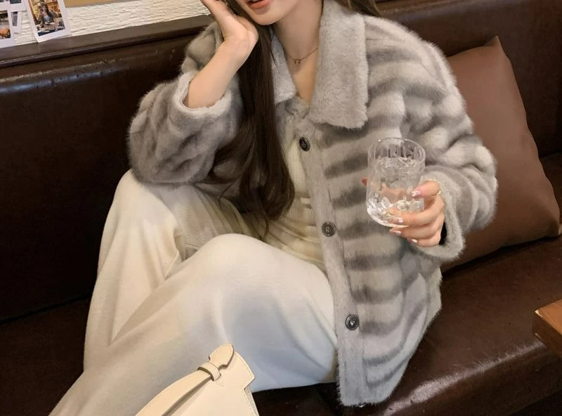 2025 automne et hiver nouvelle mode écologique tempérament fourrure veste manteau court