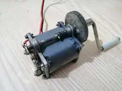 Old-fashioned magnet phone generator hand-cranked alternator 220v 80w speed increase gearbox diy