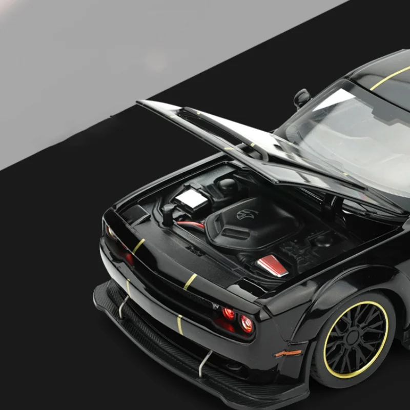 Nouveau 1:32 Challenger SRT Hellcat 2024 modèle de voiture en alliage son et lumière retirer jouet pour enfants à collectionner cadeau d'anniversaire