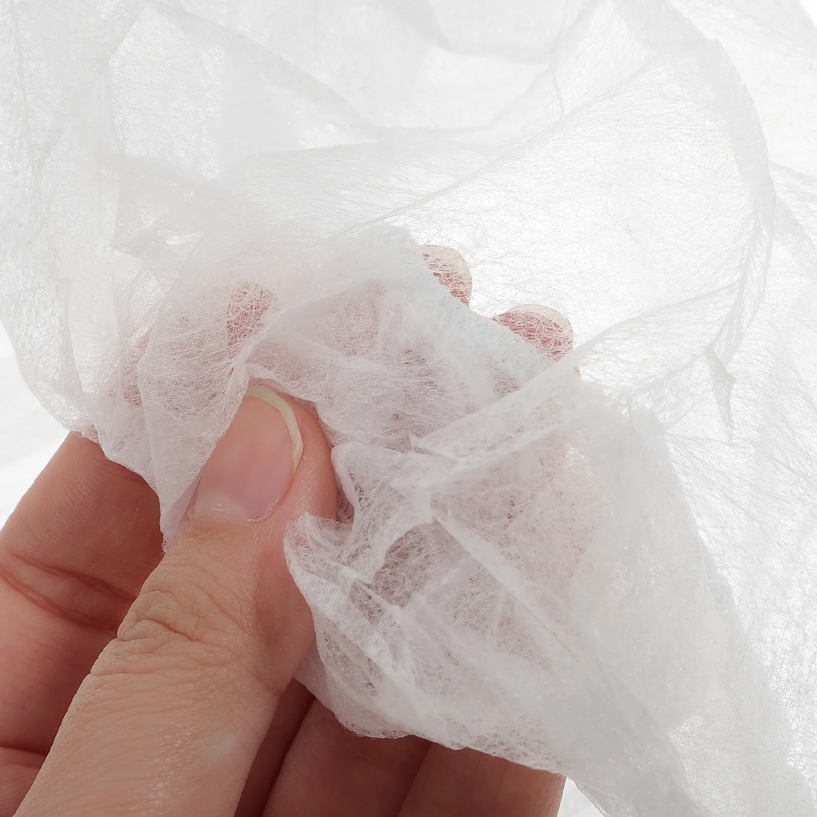 

100Pcs Breathable Disposable Bouffant Caps Elastic Hair Net Covers for Food Service Hospitals Labs Workshop Hat for Workshop